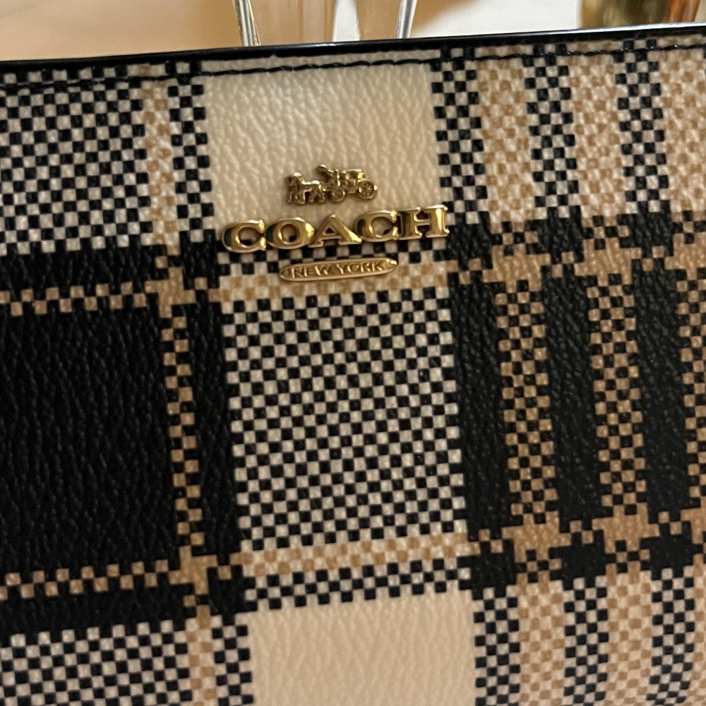 NWOT Coach Black and Cream Plaid Wallet - Picture 3 of 8